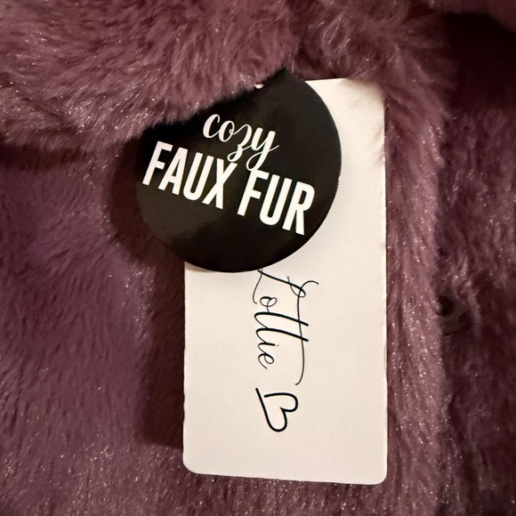 Girls winter coat NWT - Picture 3 of 4